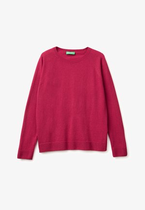 Suéter fucsia hecho de material suave, con un cuello redondo, mangas largas, puños acanalados y un corte holgado.