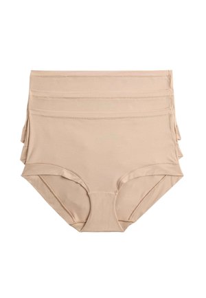 Tre beige, højttaljede sømløse dameundertøj stablet, der viser for- og sidesømme på en hvid baggrund.