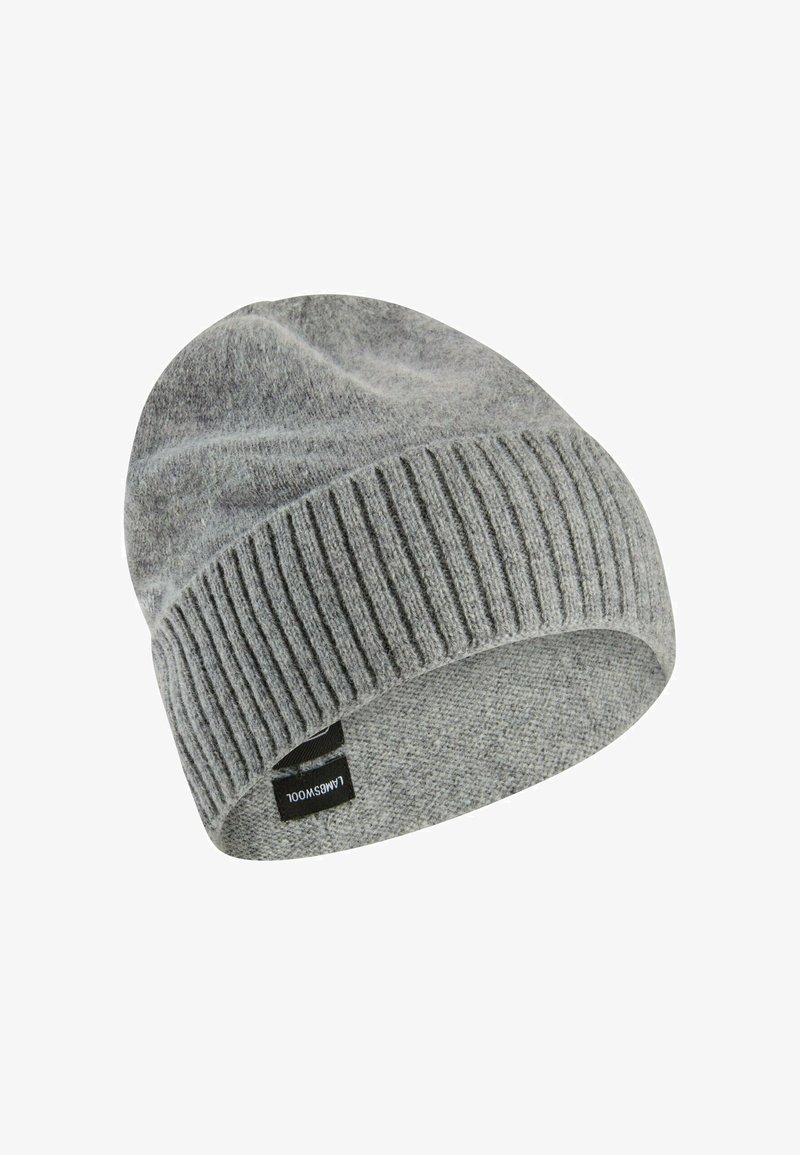 Szara czapka beanie z wełny, z prążkowanym rondem i gładką, miękką teksturą. Zwężający się kształt z widoczną małą metką marki.