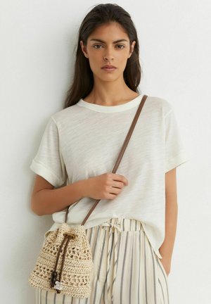 Reiss, Skuldertasker - natural