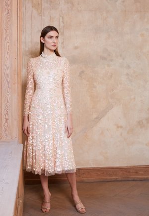 MARY ROSE MIDAXI DRESS - Cocktailklänning - champagne/pink multi