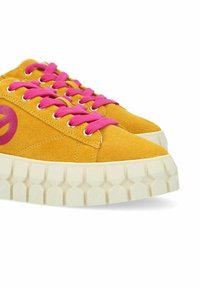 No Name BASKETS PLAY SNEAKER - PRINT - Baskets basses - mais berry