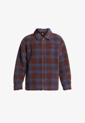 Braune und blaue karierte Fleecejacke mit Kragen, vollem Reißverschluss und Logo auf der linken Brust. Weicher Stoff und lässiges Design.