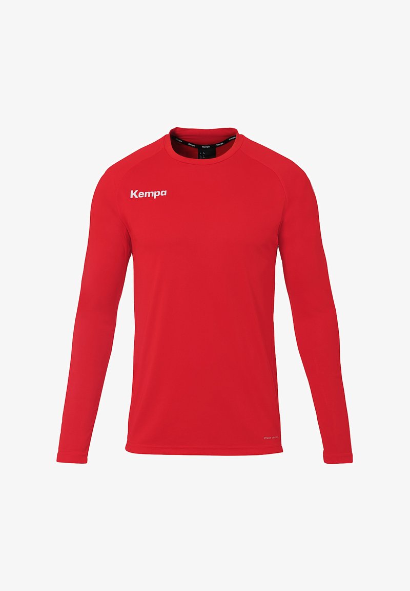 T-shirt de sport rouge à manches longues en tissu léger et respirant, avec un col rond et un logo "Kempa" blanc en haut à gauche.