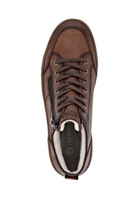 Bottine haute en cuir marron avec un système de laçage, fermeture éclair sur le côté, intérieur rembourré, semelle en caoutchouc et semelle intérieure signée. Fini texturé et détails de couture.