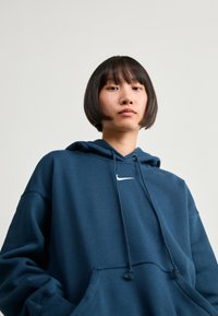 Nike Sportswear HOODIE - Camisola - armory navy/sail