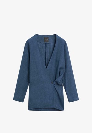Navyblauwe blouse met omslag, lange mouwen, V-hals, één zijsluiting en licht gestructureerde stof.
