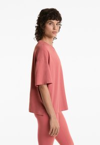 OYSHO BOXY SHORT-SLEEVED  - T-shirt basique - multi-coloured