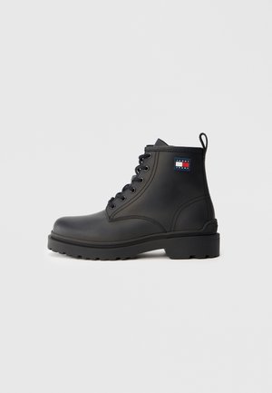 Schnürstiefelette - black
