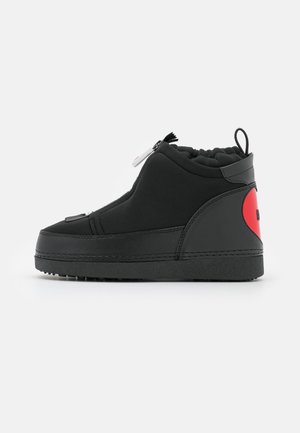 Ankle boot
