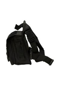 Črna torba za sporočila iz trpežnega blaga, z nastavljivimi trakovi, sprednjim žepom na zadrgo in več predelki za organizacijo.