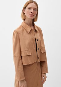 s.Oliver BLACK LABEL Imitatieleren jas - sandstein
