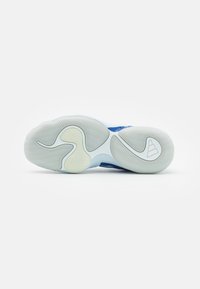 adidas Performance TRAE UNLIMITED 2 - Scarpe da basket - semi blue/burst/team royal