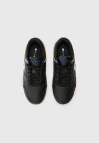 Champion RD18 LOW UNISEX - Basketbalová obuv - black
