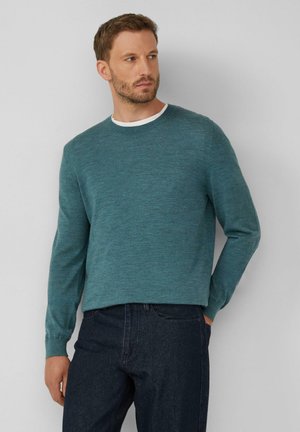 - Sweter