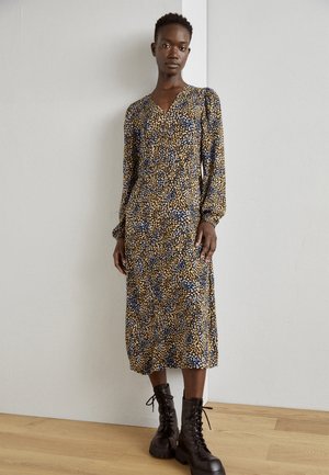 b.young BYJOSA - Jurk - monks robe mix