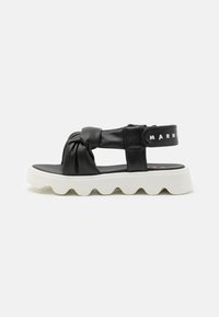 Izbrano, black