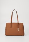 LAILA MD TOTE - Bolso de mano - brown