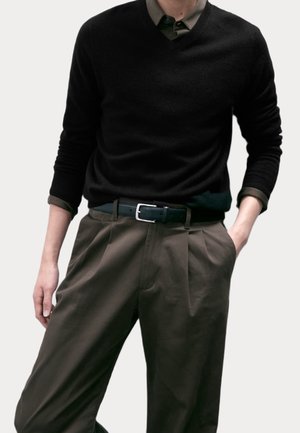 Strickpullover - black