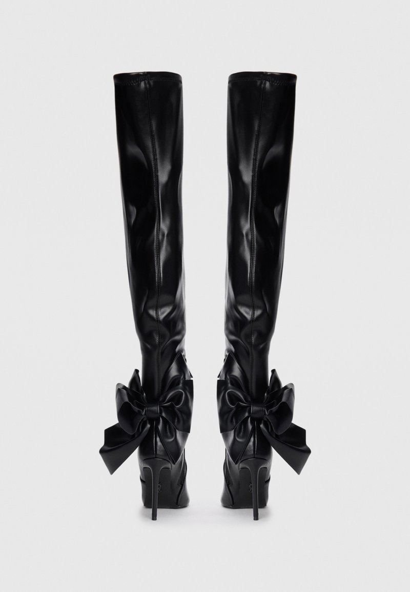 Bottes Cuisses Noires En Simili Daim à Talons Hauts - Taille 7 (US) - Occasion