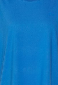 ONLY Play ONPAUBREE LIFE ON BAT LOOSE - Camiseta deportiva - strong blue