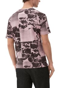 s.Oliver MIT ALLOVERPRINT - T-Shirt print - rosa