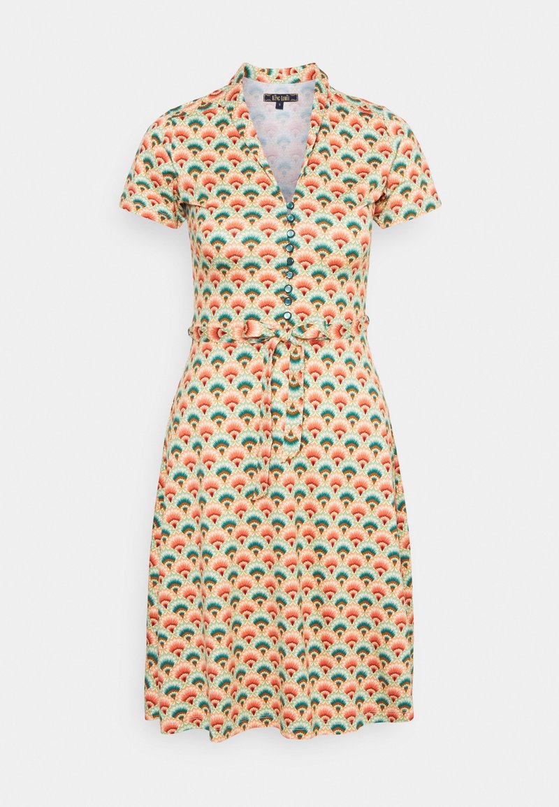 Robe à manches courtes, longueur au genou, avec un motif d'éventail multicolore, boutonnée sur le devant, col et ceinture en tissu assorti nouée à la taille.