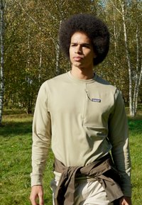 Patagonia THERMAL CREW - Sweatshirt - seabird grey
