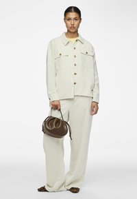 Pieces PCEFFI - Button-down blouse - egret