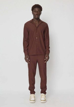 FRILIVIN ENSEMBLE PLISSÉ - Pantalon classique - marron
