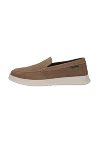 Braune Wildleder Slipper mit runder Zehenpartie, minimalen Nähdetails und einer weißen Gummisohle. Subtiles Branding an der Seite.