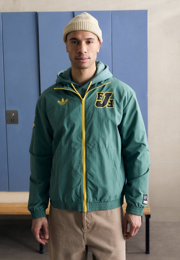 JAMAICA TRACK - National team wear - tech emerald