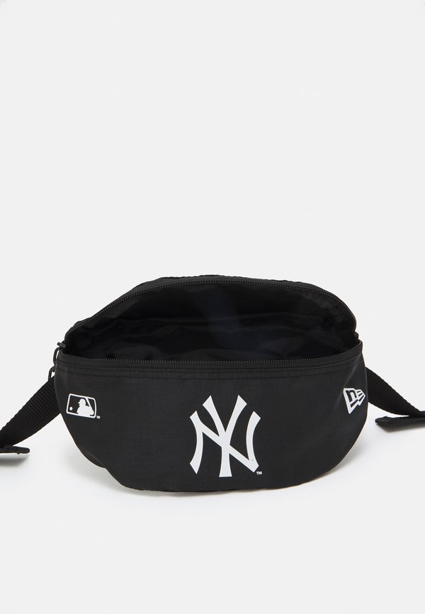 MINI WAIST BAG UNISEX - Bum bag4