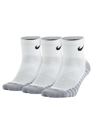 Nike Performance EVERYDAY MAX CUSH ANKLE UNISEX 3 PACK - Calcetines de deporte - white