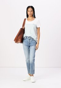 TOM TAILOR DENIM PRINTED SLUB - Triko s potiskem - white/mint
