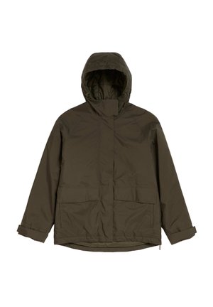 Veste à capuche de couleur olive, fabriquée en matériau léger. Dispose de deux grandes poches avant et de poignets réglables. Design simple et utilitaire.