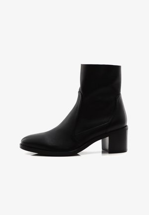 Donna Carolina Classic ankle boots - black