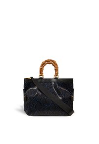 Borsa con motivo rettile in blu scuro e nero, dotata di manici doppi in stile bambù e di una tracolla nera rimovibile.