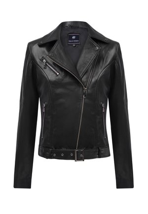 Schwarze Leder-Motorradjacke mit schrägen Reißverschlusstaschen, breitem Revers, tailliertem Gürtel und glatter Textur. Verfügt über metallische Hardware-Details.