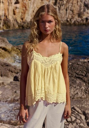 Next, REGULAR FIT - LACE TRIM CAMI TOP . - Top - yellow