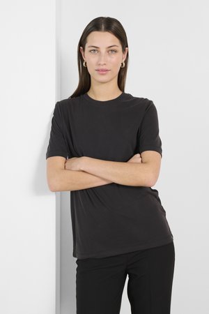 Soaked in Luxury SLCOLUMBINE LOOSE - Basic T-shirt - black