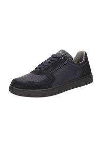 Marineblau Sneakers aus einer Kombination von glattem Leder und Wildleder. Perforierte Zehenpartie, kontrastierende Nähte und ein seitlicher Reißverschluss. schwarze Gummisohle.