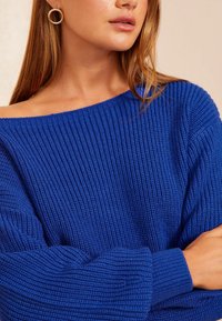 Friends Like These OFF THE SHOULDER - Džemperis - blue