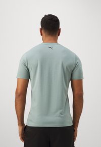 Puma TECH TRIBLEND TEE - T-skjorte til trening - green moon