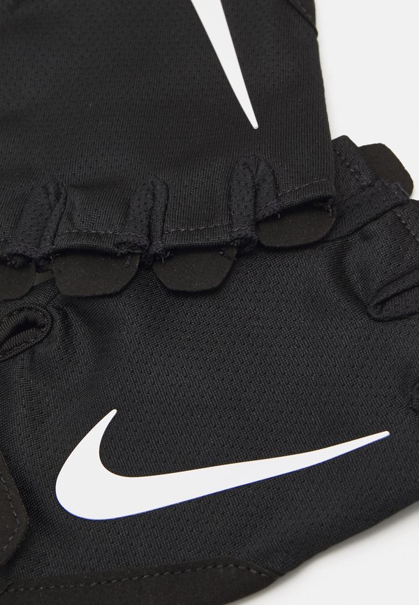 GYM ESSENTIAL 2.0 - Fingerless gloves2