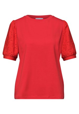 Blusa rossa a maniche corte con scollo rotondo e maniche a sbuffo in pizzo traforato che terminano con polsini.