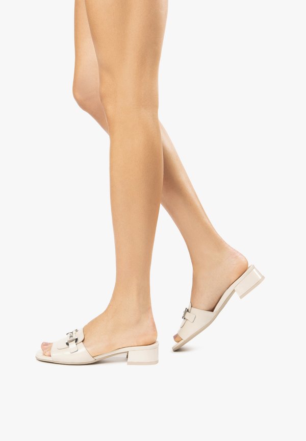 Pantolette flach - latte