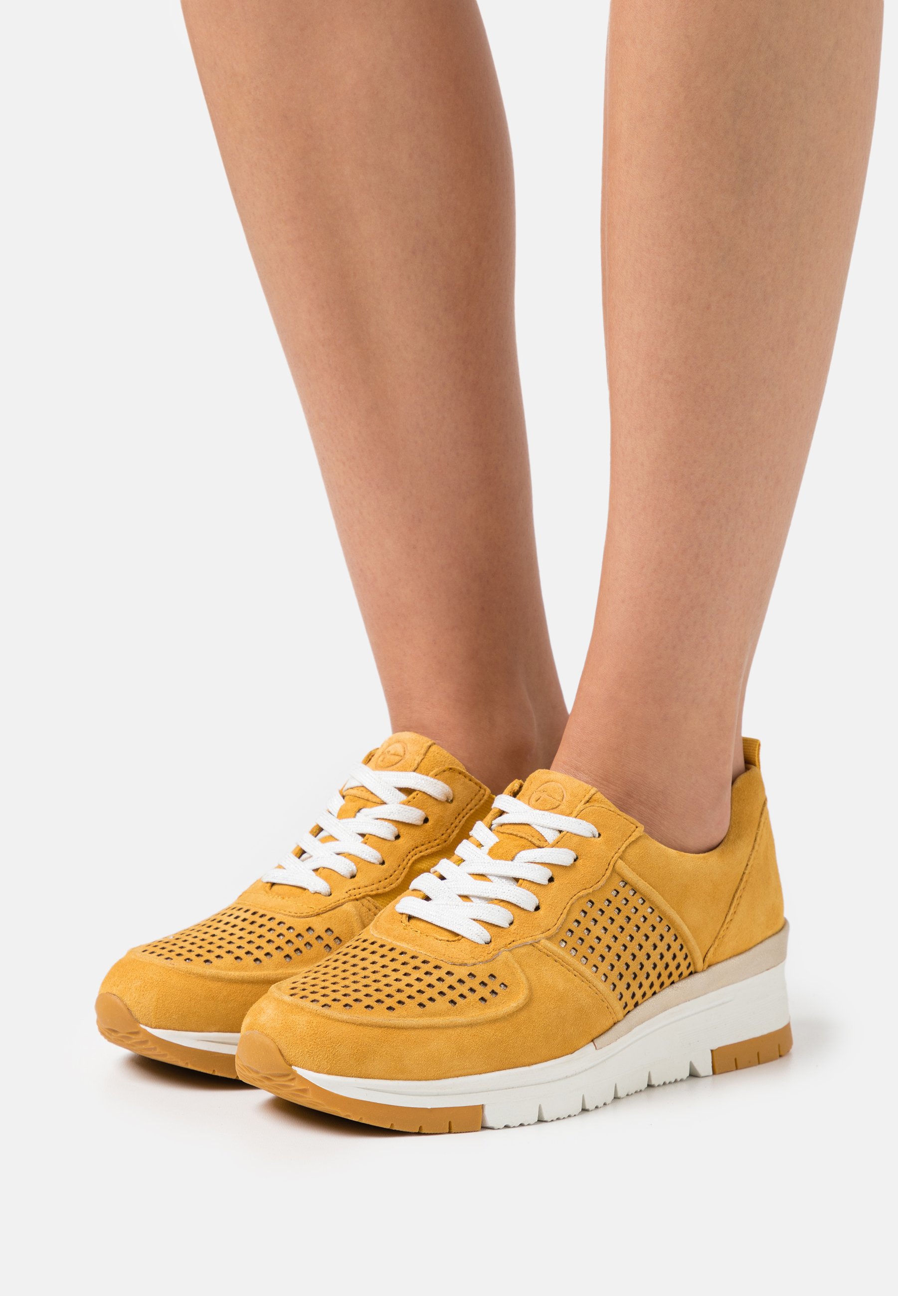 Tamaris LACE-UP - Sneakers laag - saffron/punch/Geel - Zalando.nl