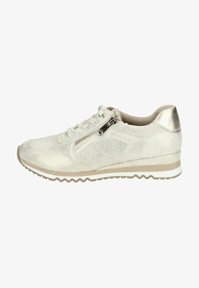 Hellgraue Sneaker mit einem Mesh-Textur, metallischen Akzenten und einem Reißverschluss-Detail. Verfügt über eine gepolsterte Sohle mit einem Zickzack-Muster.