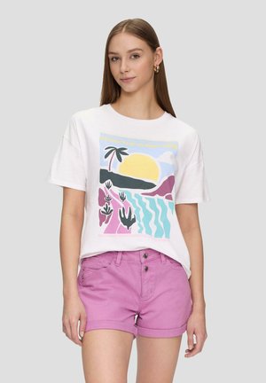 - T-shirt z nadrukiem